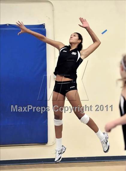 Thumbnail 2 in San Clemente vs Chaparral (Dave Mohs Tournament) photogallery.