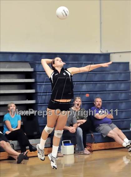 Thumbnail 1 in San Clemente vs Chaparral (Dave Mohs Tournament) photogallery.