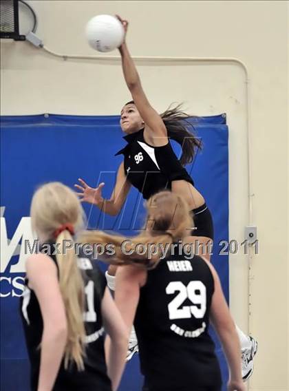 Thumbnail 1 in San Clemente vs Chaparral (Dave Mohs Tournament) photogallery.