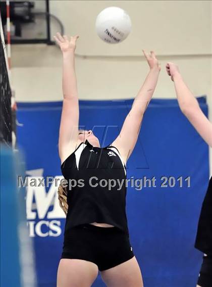 Thumbnail 3 in San Clemente vs Chaparral (Dave Mohs Tournament) photogallery.