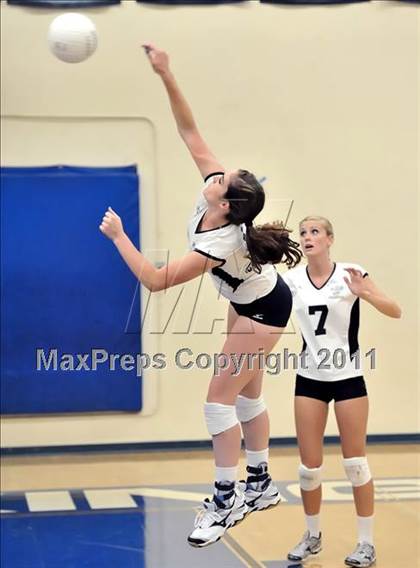 Thumbnail 3 in San Clemente vs Chaparral (Dave Mohs Tournament) photogallery.