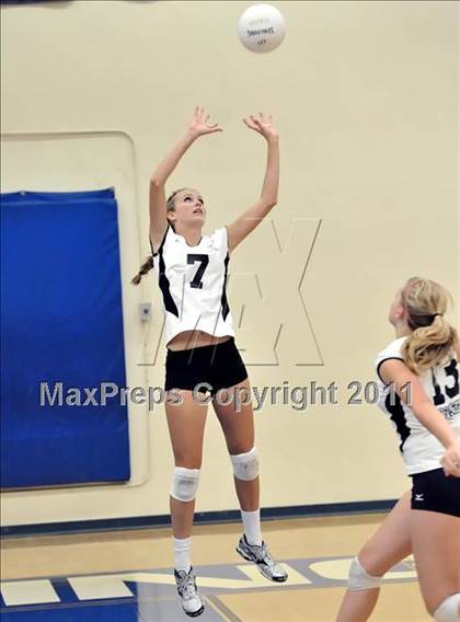 Thumbnail 2 in San Clemente vs Chaparral (Dave Mohs Tournament) photogallery.