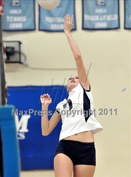 Thumbnail 1 in San Clemente vs Chaparral (Dave Mohs Tournament) photogallery.