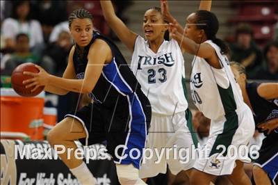 Thumbnail 2 in Windward vs. Sacred Heart Cathedral (CIF State D4 Final) photogallery.