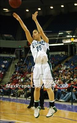 Thumbnail 2 in Windward vs. Sacred Heart Cathedral (CIF State D4 Final) photogallery.