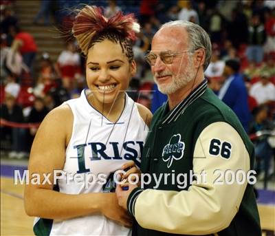 Thumbnail 3 in Windward vs. Sacred Heart Cathedral (CIF State D4 Final) photogallery.