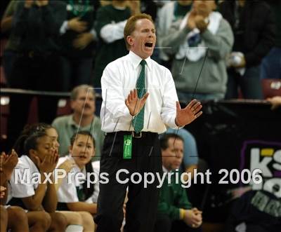 Thumbnail 3 in Windward vs. Sacred Heart Cathedral (CIF State D4 Final) photogallery.