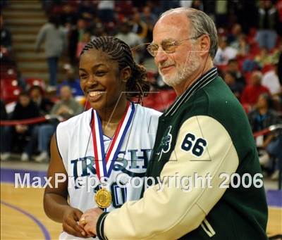 Thumbnail 2 in Windward vs. Sacred Heart Cathedral (CIF State D4 Final) photogallery.