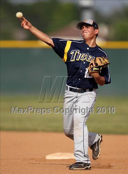 Thumbnail 2 in Vista Ridge @ Stony Point photogallery.