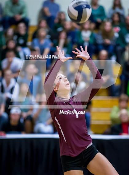 Thumbnail 3 in Kingston vs. Minisink Valley (Section 9 Class AA Final) photogallery.