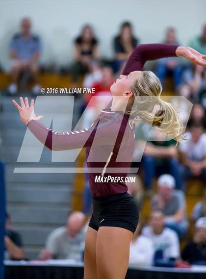 Thumbnail 1 in Kingston vs. Minisink Valley (Section 9 Class AA Final) photogallery.