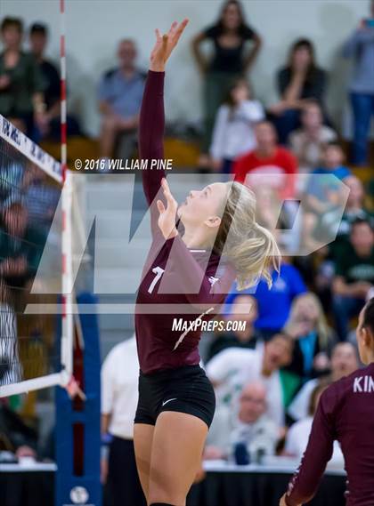 Thumbnail 3 in Kingston vs. Minisink Valley (Section 9 Class AA Final) photogallery.