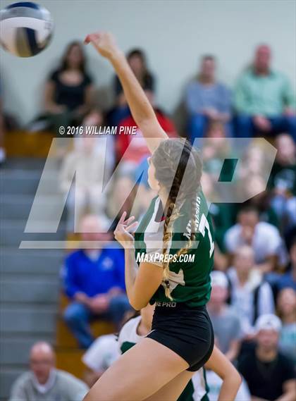 Thumbnail 1 in Kingston vs. Minisink Valley (Section 9 Class AA Final) photogallery.