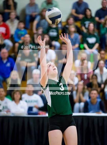 Thumbnail 3 in Kingston vs. Minisink Valley (Section 9 Class AA Final) photogallery.