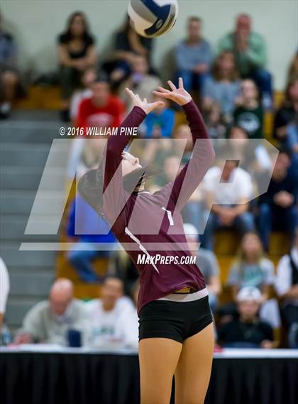 Thumbnail 3 in Kingston vs. Minisink Valley (Section 9 Class AA Final) photogallery.