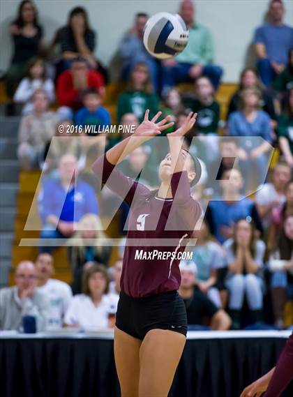 Thumbnail 3 in Kingston vs. Minisink Valley (Section 9 Class AA Final) photogallery.
