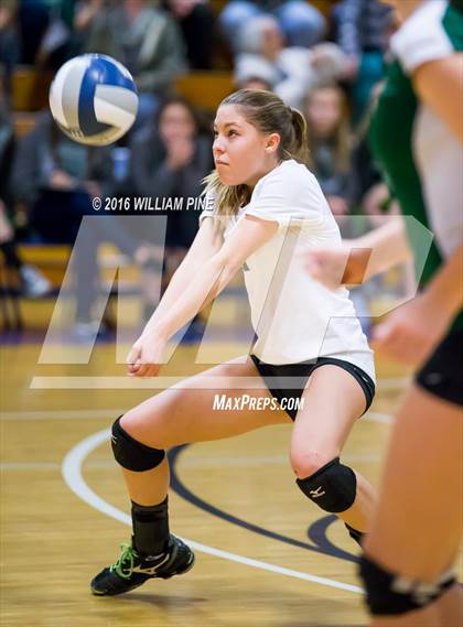 Thumbnail 1 in Kingston vs. Minisink Valley (Section 9 Class AA Final) photogallery.