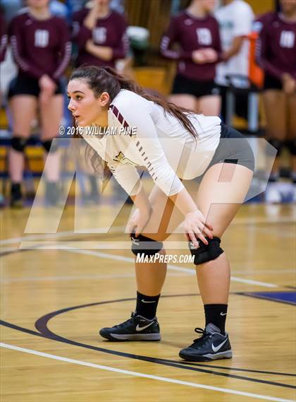 Thumbnail 3 in Kingston vs. Minisink Valley (Section 9 Class AA Final) photogallery.