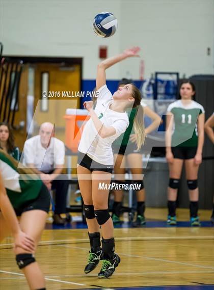 Thumbnail 3 in Kingston vs. Minisink Valley (Section 9 Class AA Final) photogallery.