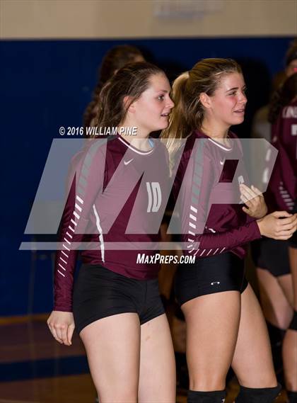 Thumbnail 1 in Kingston vs. Minisink Valley (Section 9 Class AA Final) photogallery.