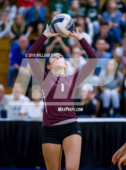Thumbnail 3 in Kingston vs. Minisink Valley (Section 9 Class AA Final) photogallery.