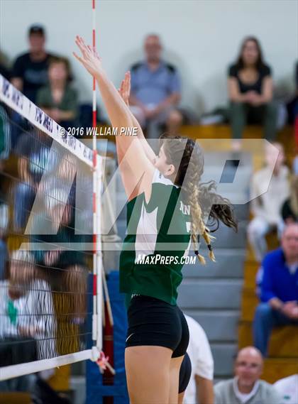 Thumbnail 1 in Kingston vs. Minisink Valley (Section 9 Class AA Final) photogallery.