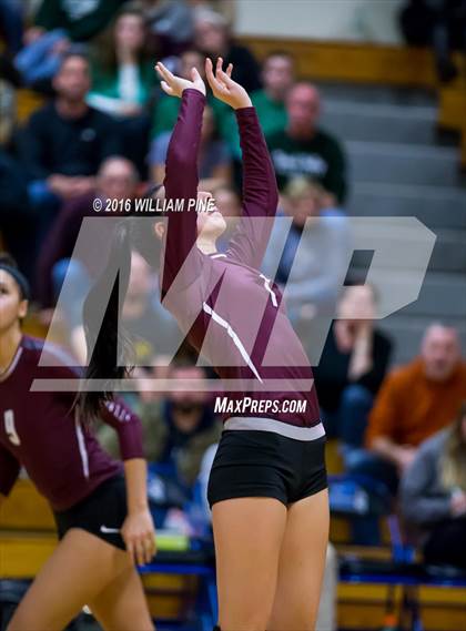 Thumbnail 3 in Kingston vs. Minisink Valley (Section 9 Class AA Final) photogallery.