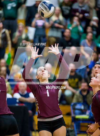 Thumbnail 2 in Kingston vs. Minisink Valley (Section 9 Class AA Final) photogallery.