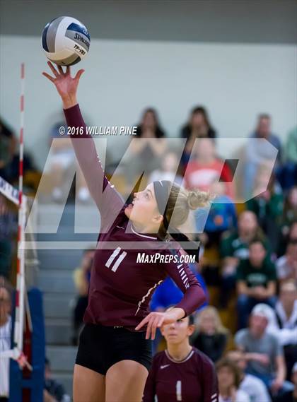 Thumbnail 1 in Kingston vs. Minisink Valley (Section 9 Class AA Final) photogallery.