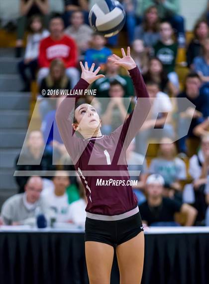 Thumbnail 2 in Kingston vs. Minisink Valley (Section 9 Class AA Final) photogallery.