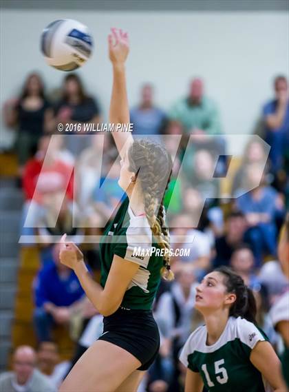 Thumbnail 2 in Kingston vs. Minisink Valley (Section 9 Class AA Final) photogallery.