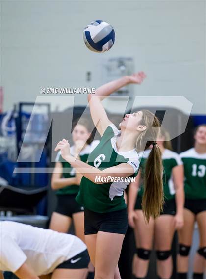 Thumbnail 2 in Kingston vs. Minisink Valley (Section 9 Class AA Final) photogallery.