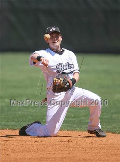 Thumbnail 1 in Wheeler @ Alpharetta photogallery.