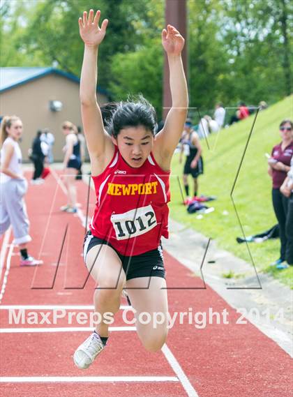 Thumbnail 1 in Bellevue Invitational (Girls) photogallery.