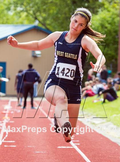 Thumbnail 1 in Bellevue Invitational (Girls) photogallery.