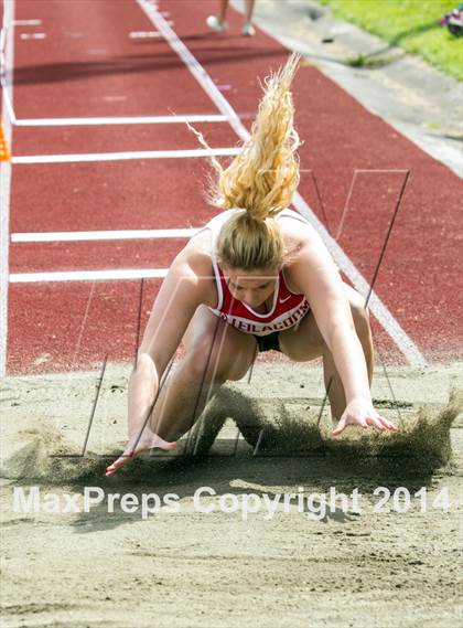 Thumbnail 2 in Bellevue Invitational (Girls) photogallery.