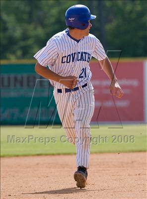 Thumbnail 3 in St. Henry vs. Covington Catholic (KHSAA Region 9 Playoffs) photogallery.