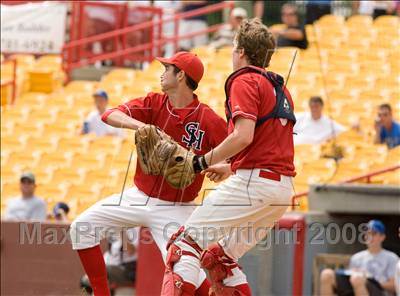 Thumbnail 1 in St. Henry vs. Covington Catholic (KHSAA Region 9 Playoffs) photogallery.
