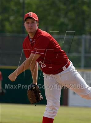 Thumbnail 1 in St. Henry vs. Covington Catholic (KHSAA Region 9 Playoffs) photogallery.