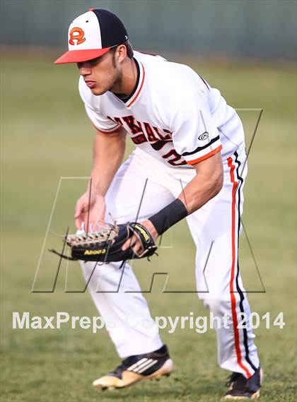 Thumbnail 3 in Horn @ Rockwall photogallery.