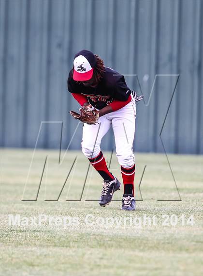 Thumbnail 3 in Horn @ Rockwall photogallery.