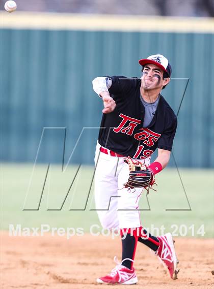 Thumbnail 3 in Horn @ Rockwall photogallery.