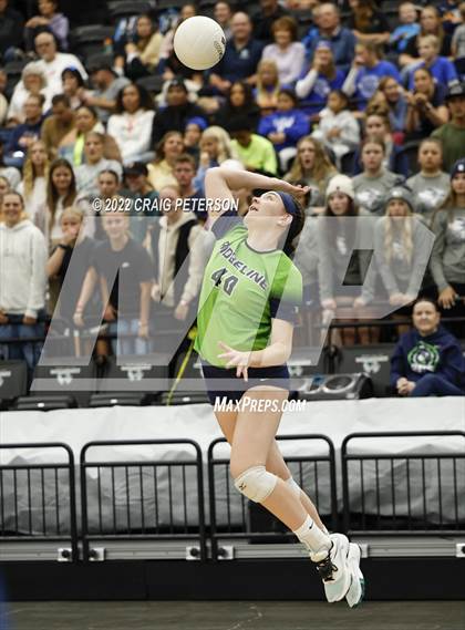 Thumbnail 3 in Green Canyon vs. Ridgeline (UHSAA 4A Semifinal) photogallery.