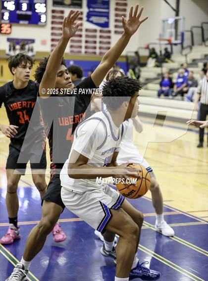 Thumbnail 3 in Liberty vs O'Connor photogallery.