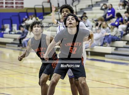 Thumbnail 2 in Liberty vs O'Connor photogallery.