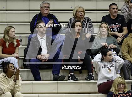 Thumbnail 3 in Liberty vs O'Connor photogallery.