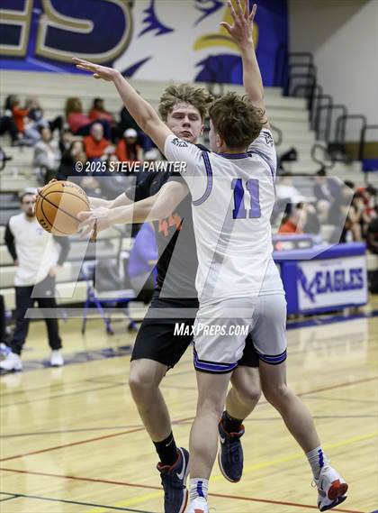Thumbnail 1 in Liberty vs O'Connor photogallery.