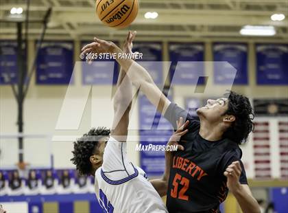 Thumbnail 2 in Liberty vs O'Connor photogallery.