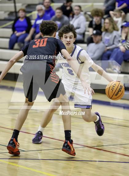 Thumbnail 3 in Liberty vs O'Connor photogallery.