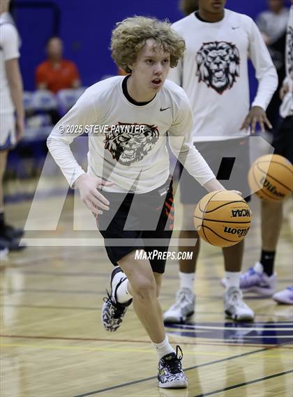 Thumbnail 3 in Liberty vs O'Connor photogallery.